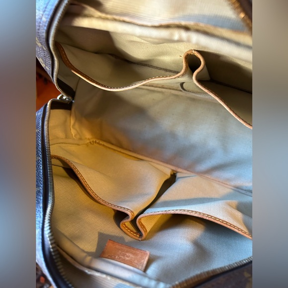 Authentic Louis Vuitton Monogrammed Deauville - Picture 16 of 16